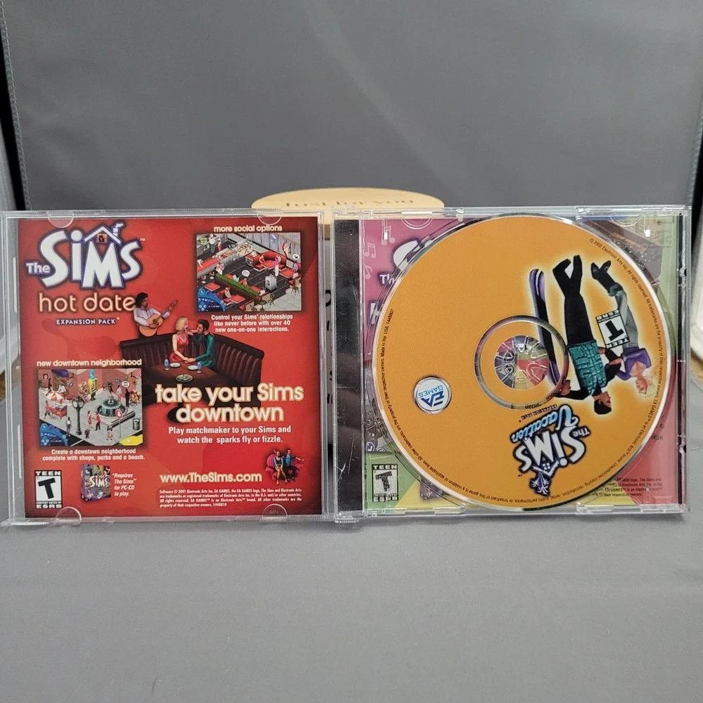 The Sims Vacation Expansion Pack EA Games (PC CD-ROM, 2002)‎